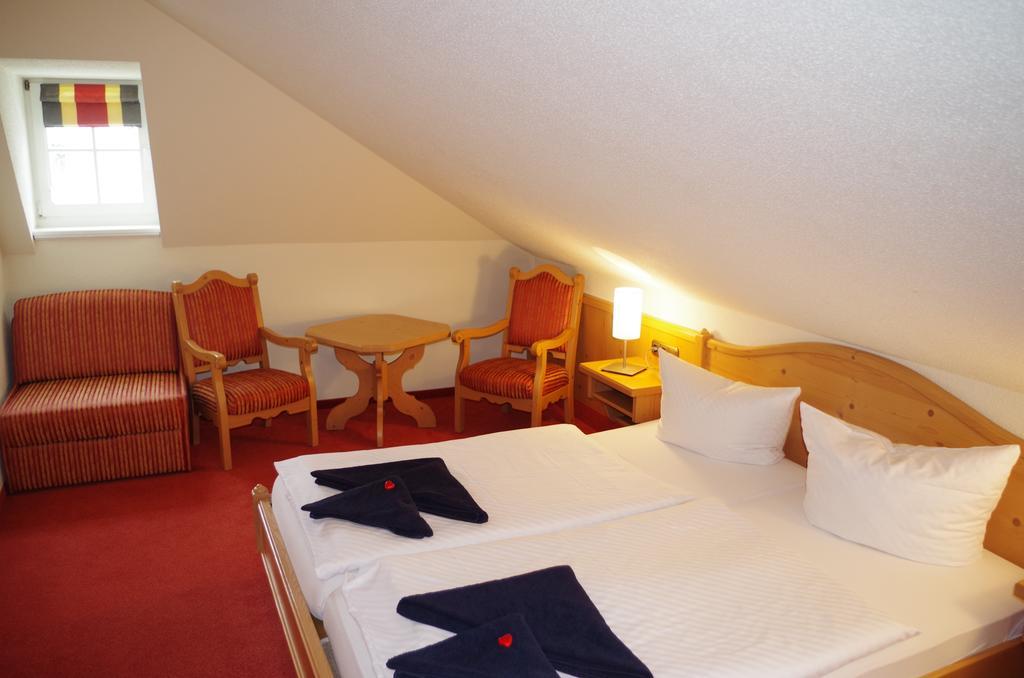 Hotel Alttolkewitzer Hof เดรสเดน ภายนอก รูปภาพ