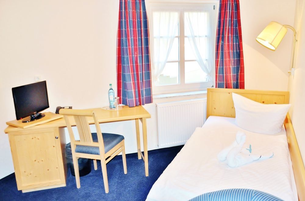 Hotel Alttolkewitzer Hof เดรสเดน ภายนอก รูปภาพ