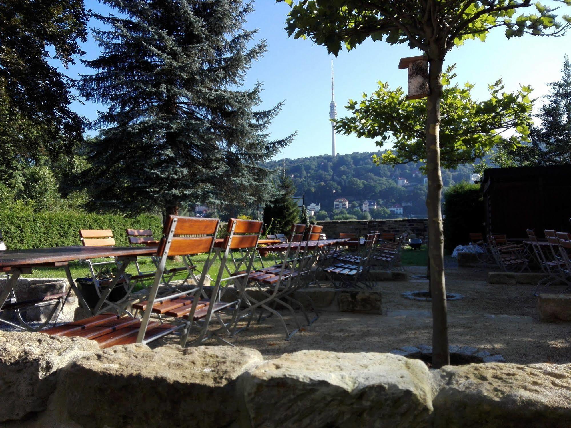 Hotel Alttolkewitzer Hof เดรสเดน ภายนอก รูปภาพ