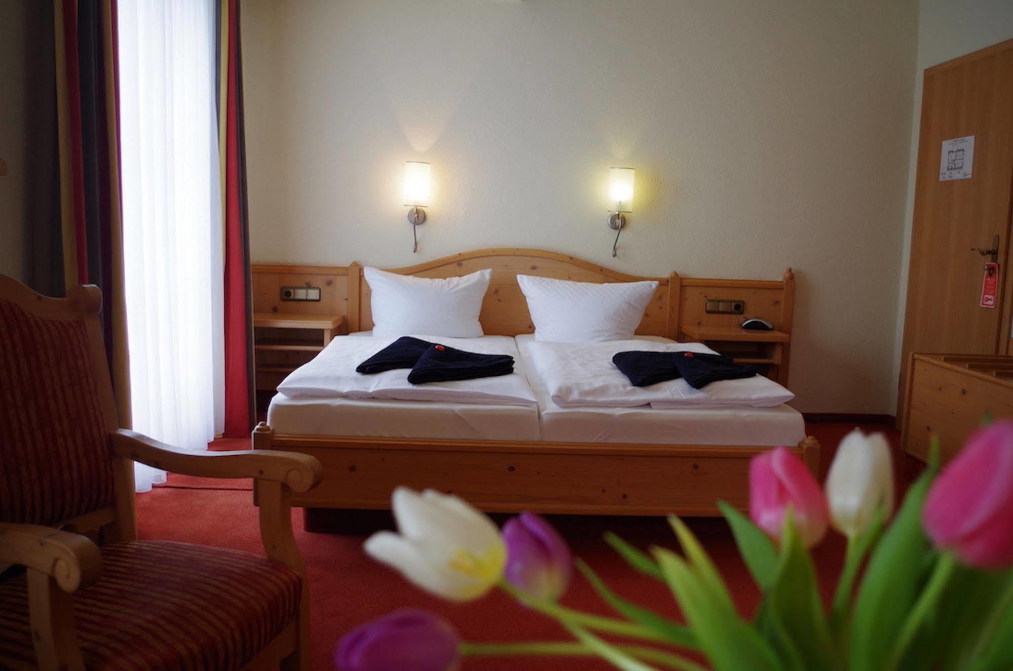 Hotel Alttolkewitzer Hof เดรสเดน ภายนอก รูปภาพ